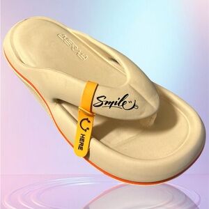 SMILE. Sandals Womens Size 44-45 Cushion Shoes Smiley, Pre-Loved